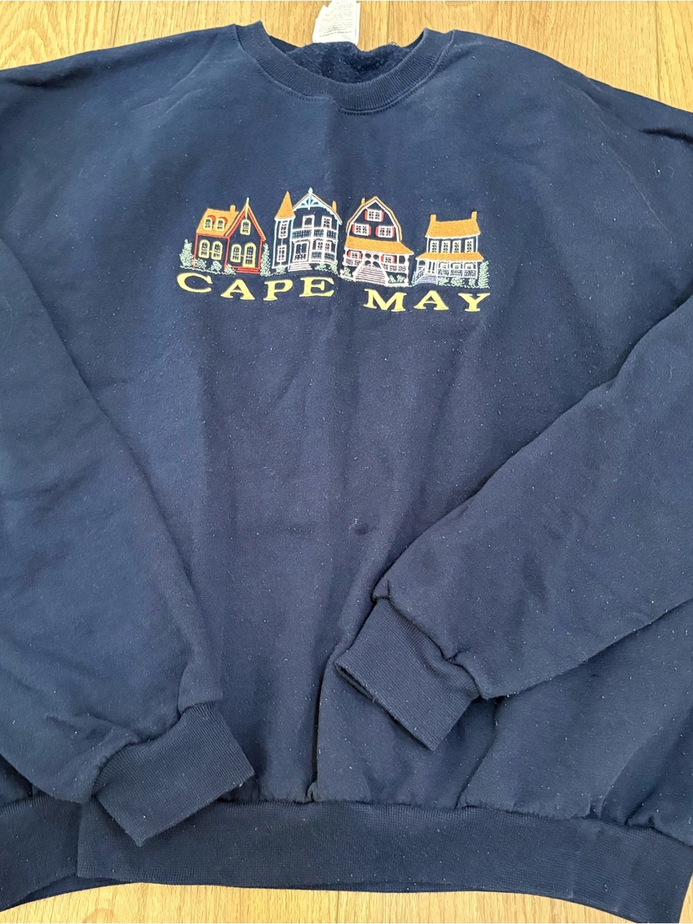 Vintage Cape May New Jersey Embroidered Sweatshirt Vlictorian Houses Navy XL